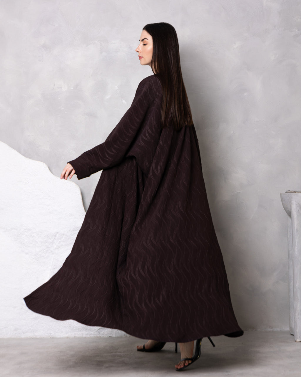 Waves ABAYA